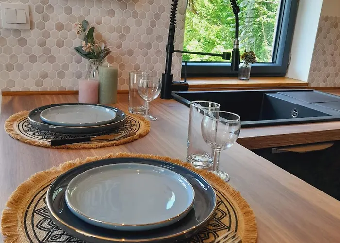 Cozy Tiny House - A D'en 度假居 Pereille